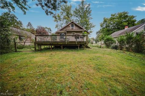 2821 Nesmith Lake Boulevard Akron OH 44314