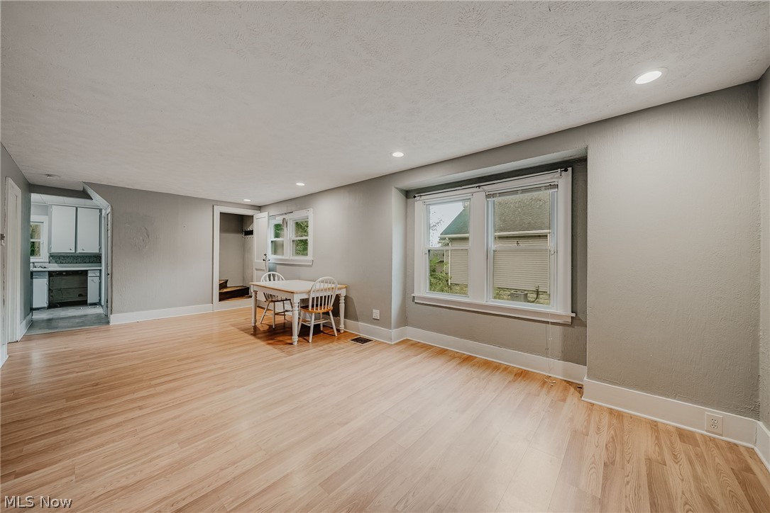 2821 Nesmith Lake Boulevard Akron OH 44314