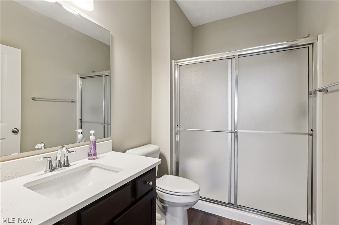 215 Silver Spring Circle Elyria OH 44035