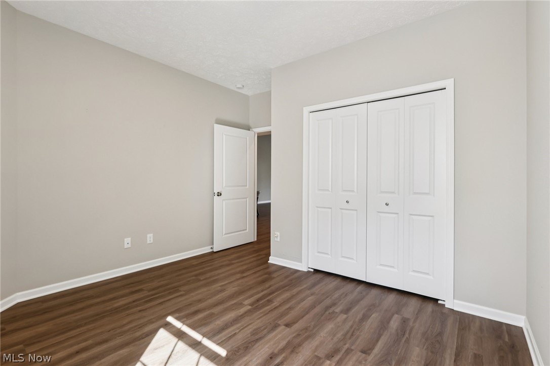 215 Silver Spring Circle Elyria OH 44035