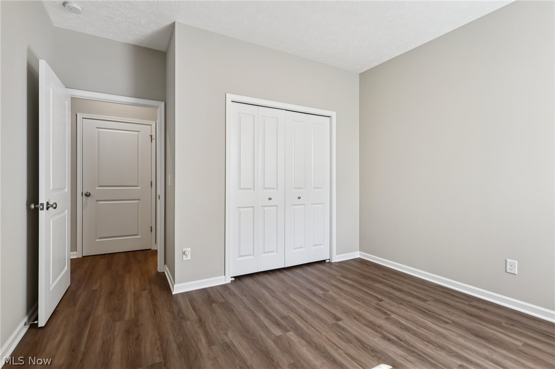 215 Silver Spring Circle Elyria OH 44035