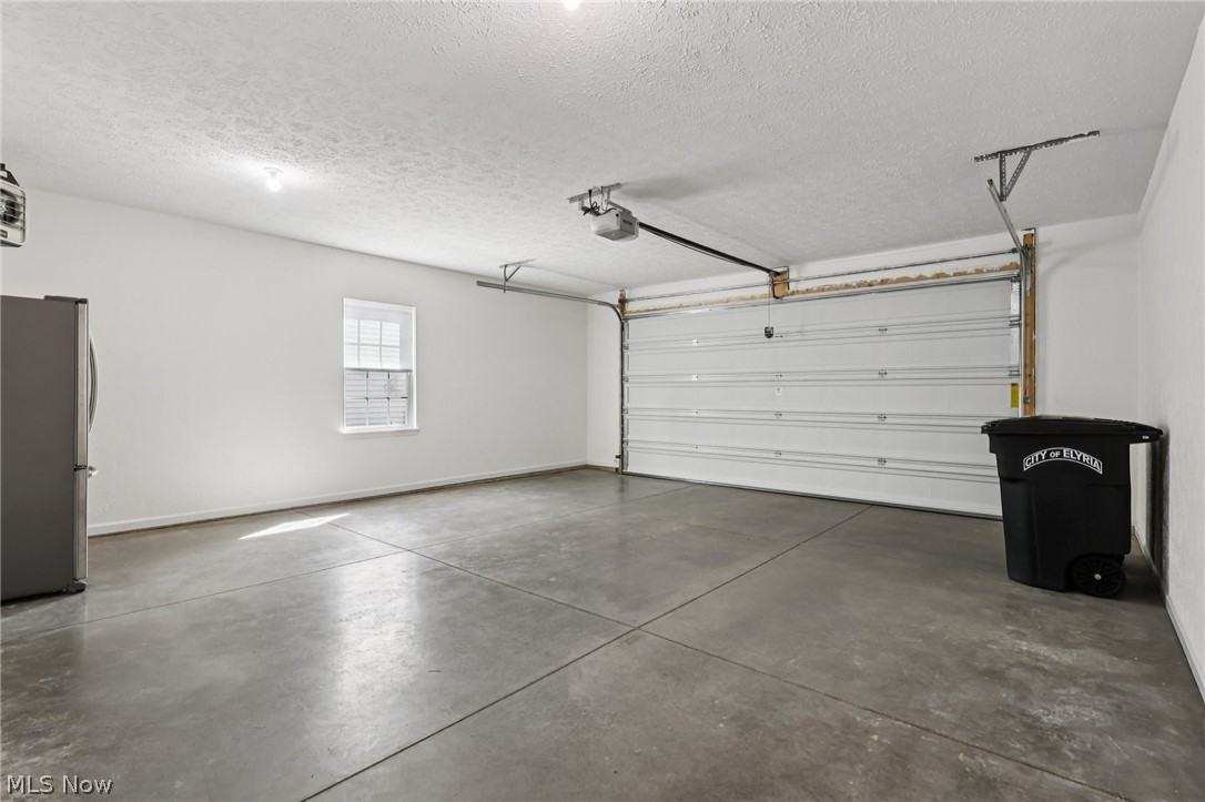 215 Silver Spring Circle Elyria OH 44035