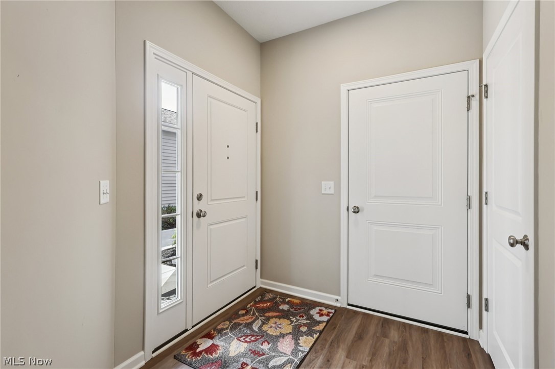 215 Silver Spring Circle Elyria OH 44035