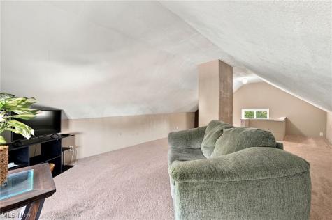 14521 Rainbow Avenue Cleveland OH 44111