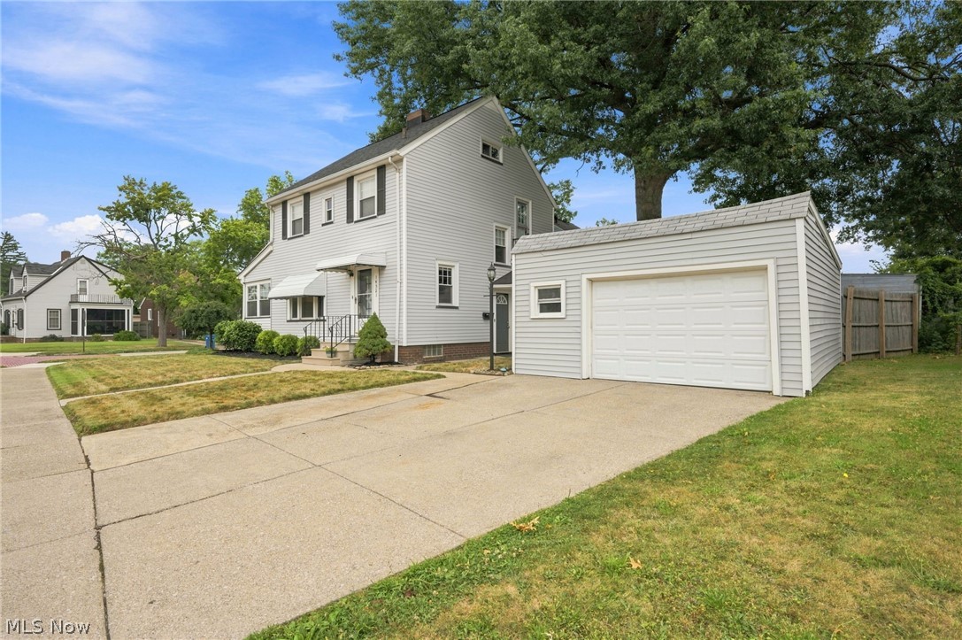 14521 Rainbow Avenue Cleveland OH 44111