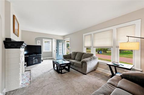 14521 Rainbow Avenue Cleveland OH 44111