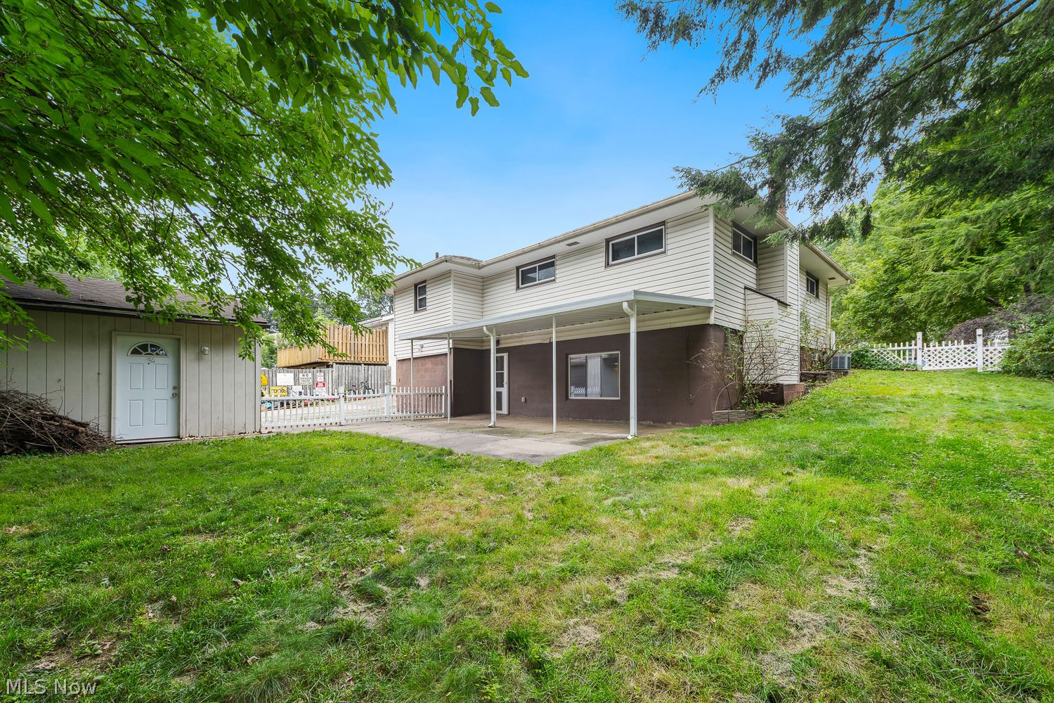 278 Eastholm Avenue Akron OH 44312