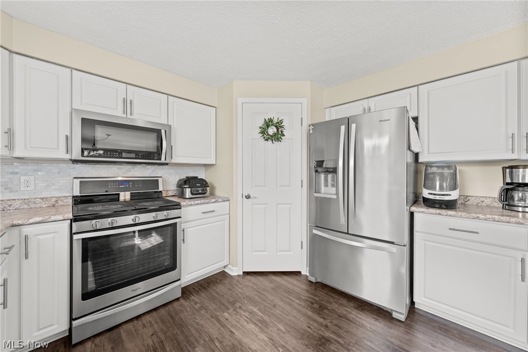 5242 Aster Avenue NE Canton OH 44705