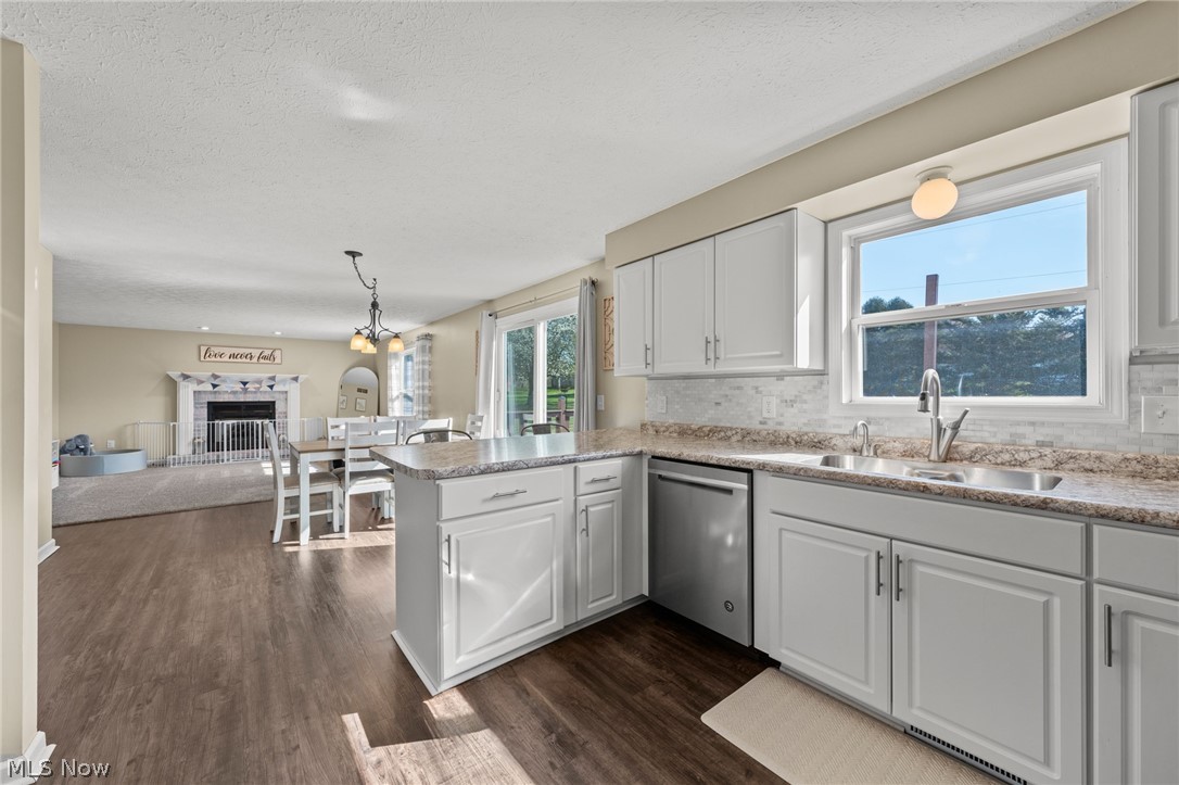 5242 Aster Avenue NE Canton OH 44705
