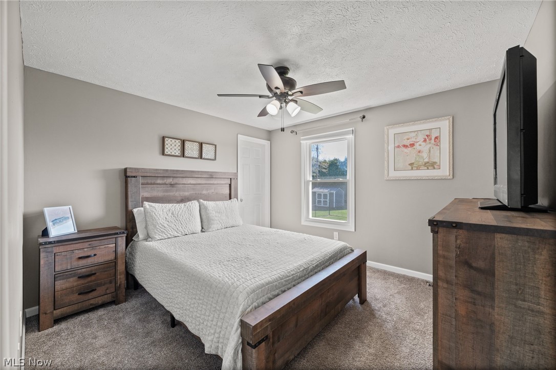 5242 Aster Avenue NE Canton OH 44705