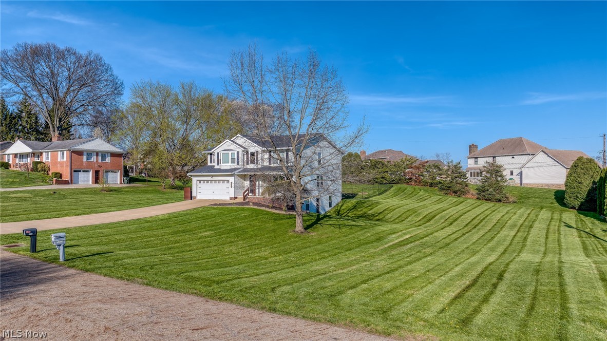5242 Aster Avenue NE Canton OH 44705