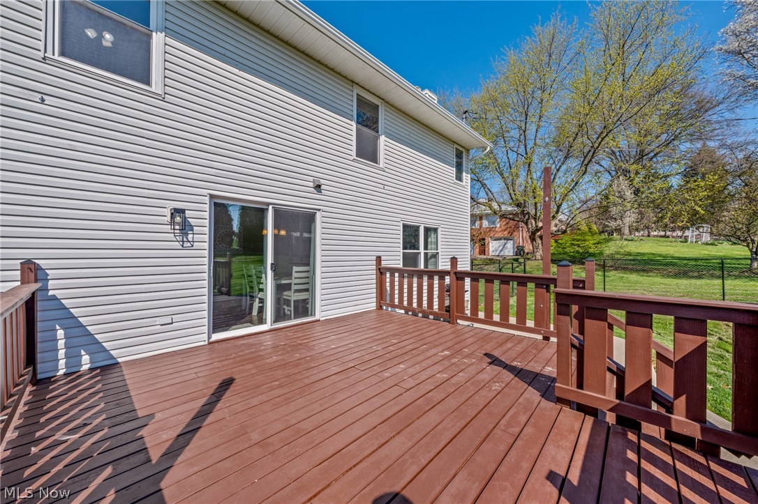 5242 Aster Avenue NE Canton OH 44705