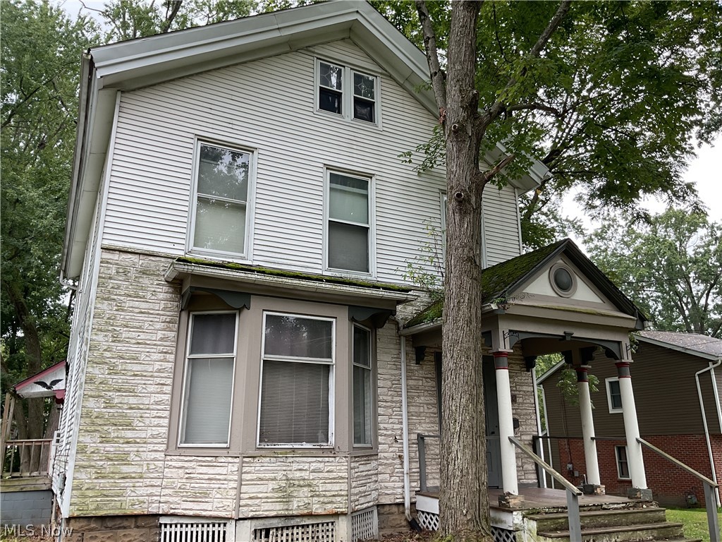 530 Lafayette Avenue Ravenna OH 44266