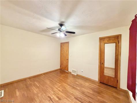 1611 27th Street NE Canton OH 44714