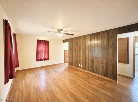 1611 27th Street NE Canton OH 44714