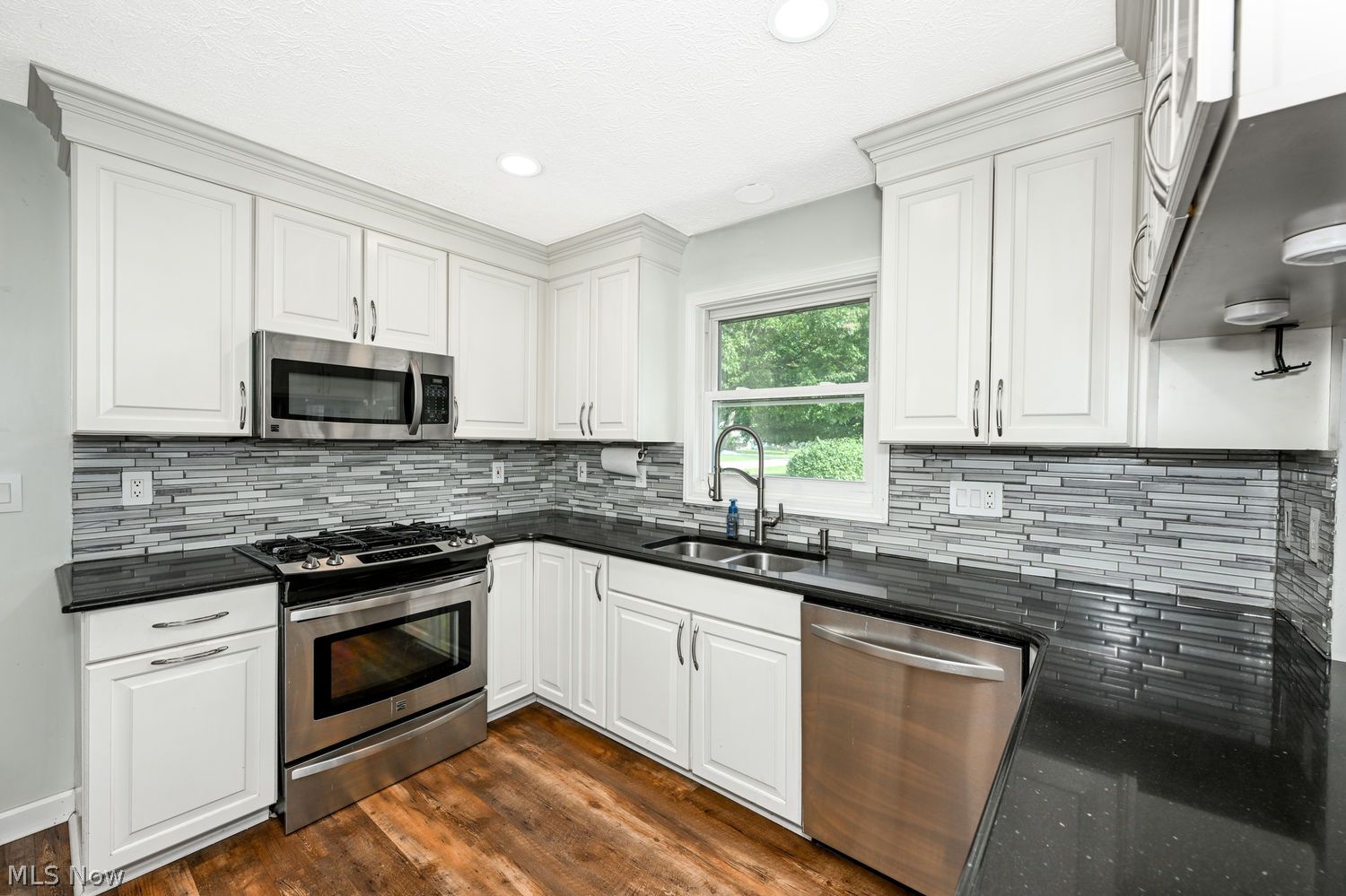 8500 Candlewood Avenue Northwest North Canton OH 44720