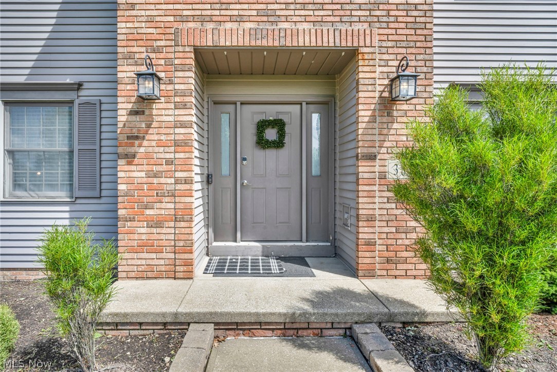 3811 Vincent Drive Seven Hills OH 44131