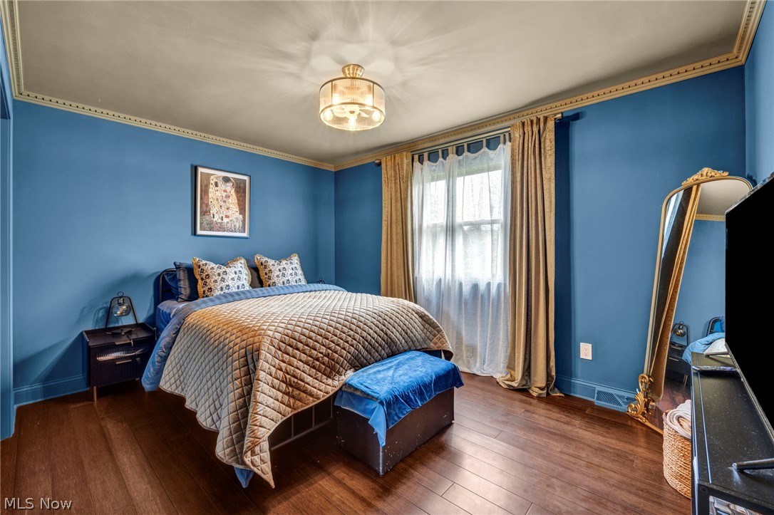 3811 Vincent Drive Seven Hills OH 44131