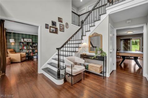 3811 Vincent Drive Seven Hills OH 44131