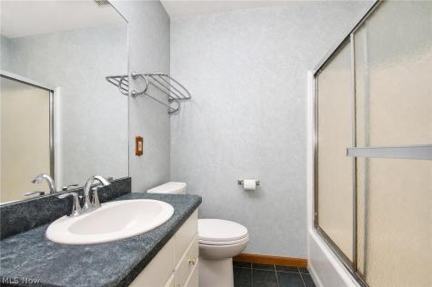 5432 Wixford Lane Mentor OH 44060