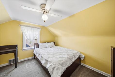 2476 Channing Road University Heights OH 44118