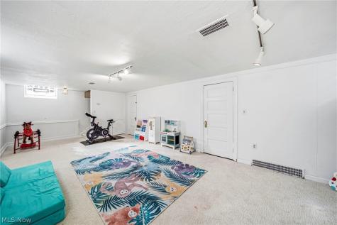 2476 Channing Road University Heights OH 44118
