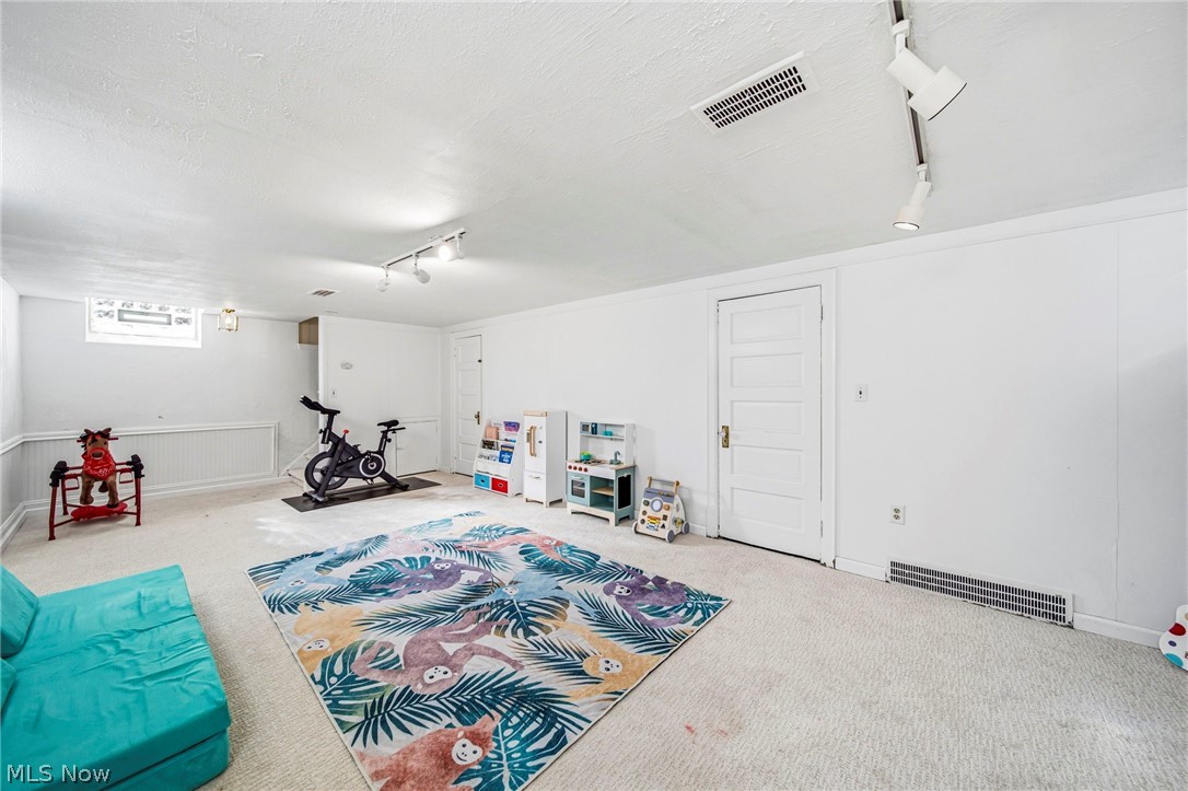 2476 Channing Road University Heights OH 44118