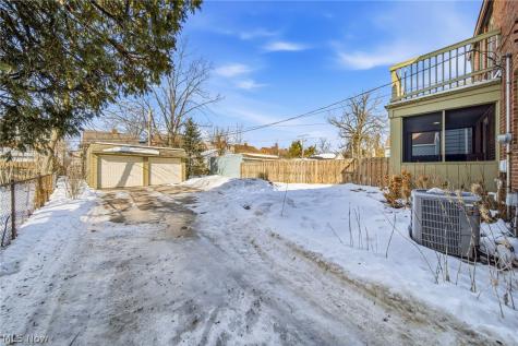 2476 Channing Road University Heights OH 44118
