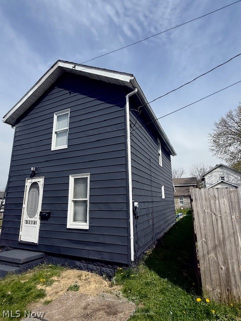 117 2nd Street Girard OH 44437