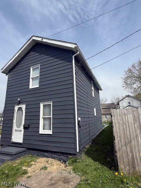 117 2nd Street Girard OH 44437