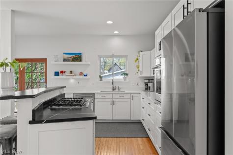1830 W 50th Street Cleveland OH 44102
