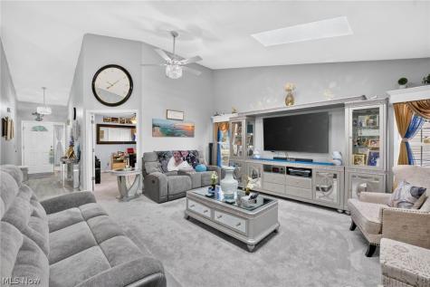 4860 Meadow Lark Drive Lorain OH 44053