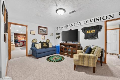 4860 Meadow Lark Drive Lorain OH 44053