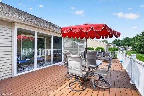 4860 Meadow Lark Drive Lorain OH 44053