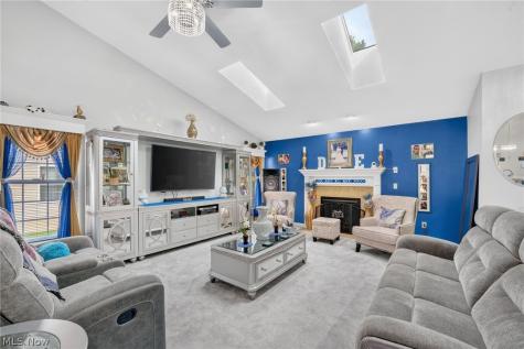 4860 Meadow Lark Drive Lorain OH 44053