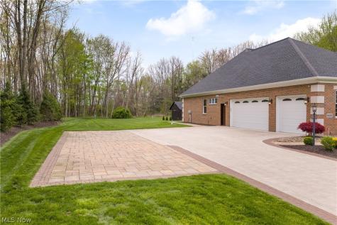 8622 Hunters Ridge Run Wadsworth OH 44281