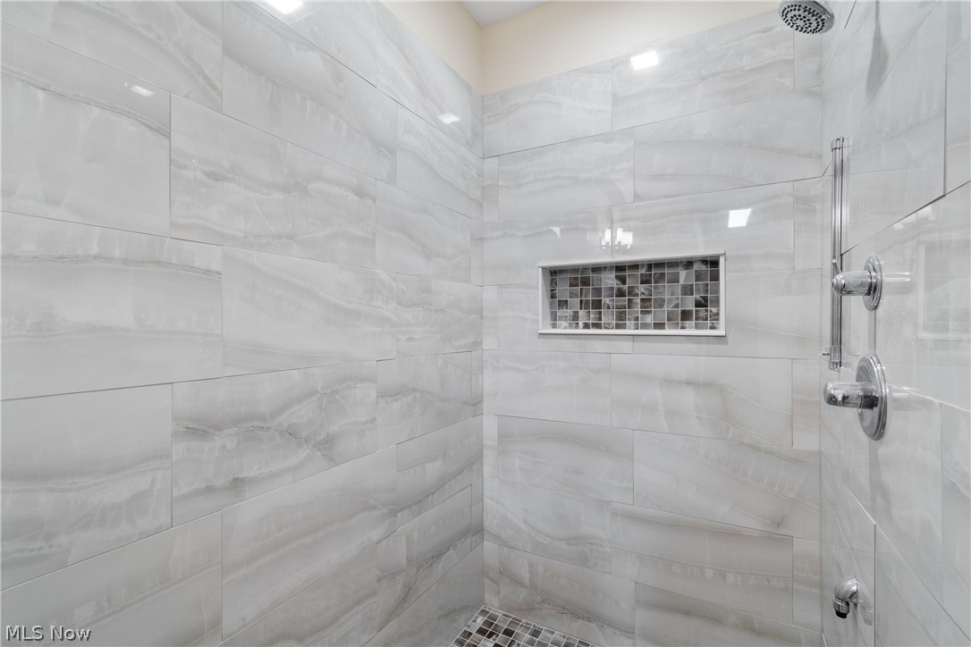 8622 Hunters Ridge Run Wadsworth OH 44281