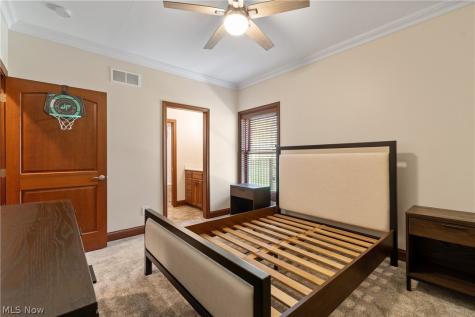 8622 Hunters Ridge Run Wadsworth OH 44281