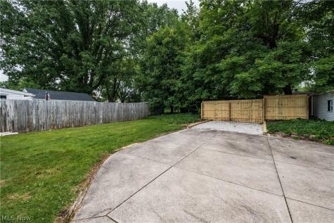 3518 Arnold Avenue NW Canton OH 44709