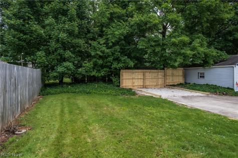 3518 Arnold Avenue NW Canton OH 44709