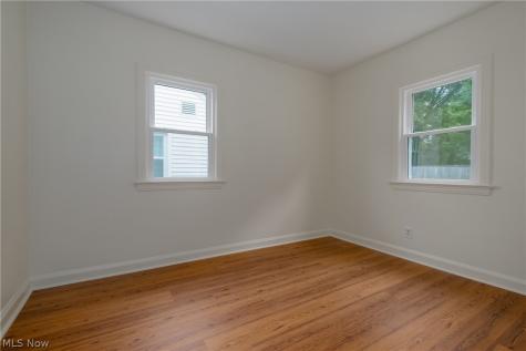 3518 Arnold Avenue NW Canton OH 44709