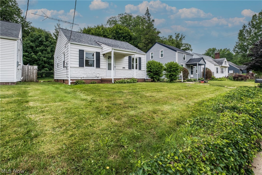 3518 Arnold Avenue NW Canton OH 44709