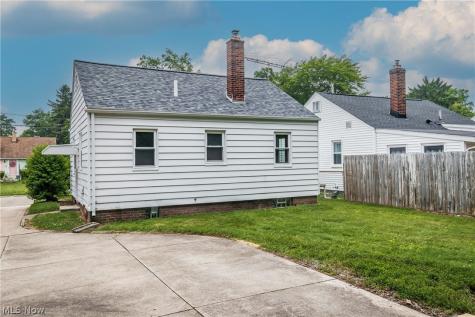3518 Arnold Avenue NW Canton OH 44709
