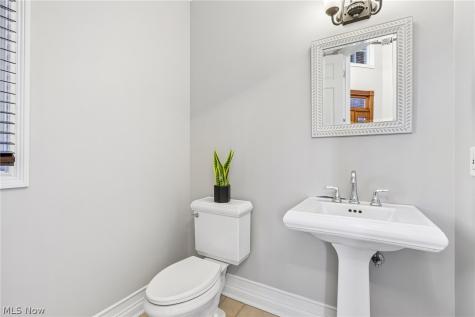 1400 Cobblestone Way Westlake OH 44145