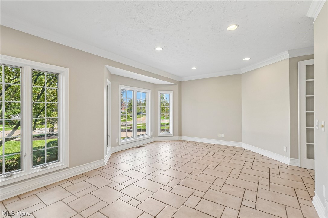 1400 Cobblestone Way Westlake OH 44145