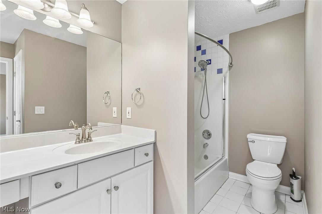 1400 Cobblestone Way Westlake OH 44145