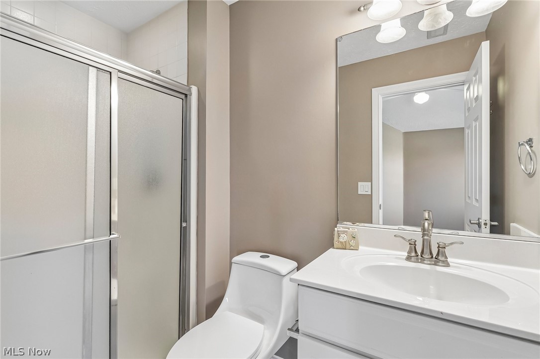 1400 Cobblestone Way Westlake OH 44145
