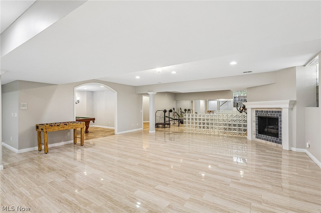 1400 Cobblestone Way Westlake OH 44145