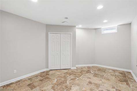 1400 Cobblestone Way Westlake OH 44145