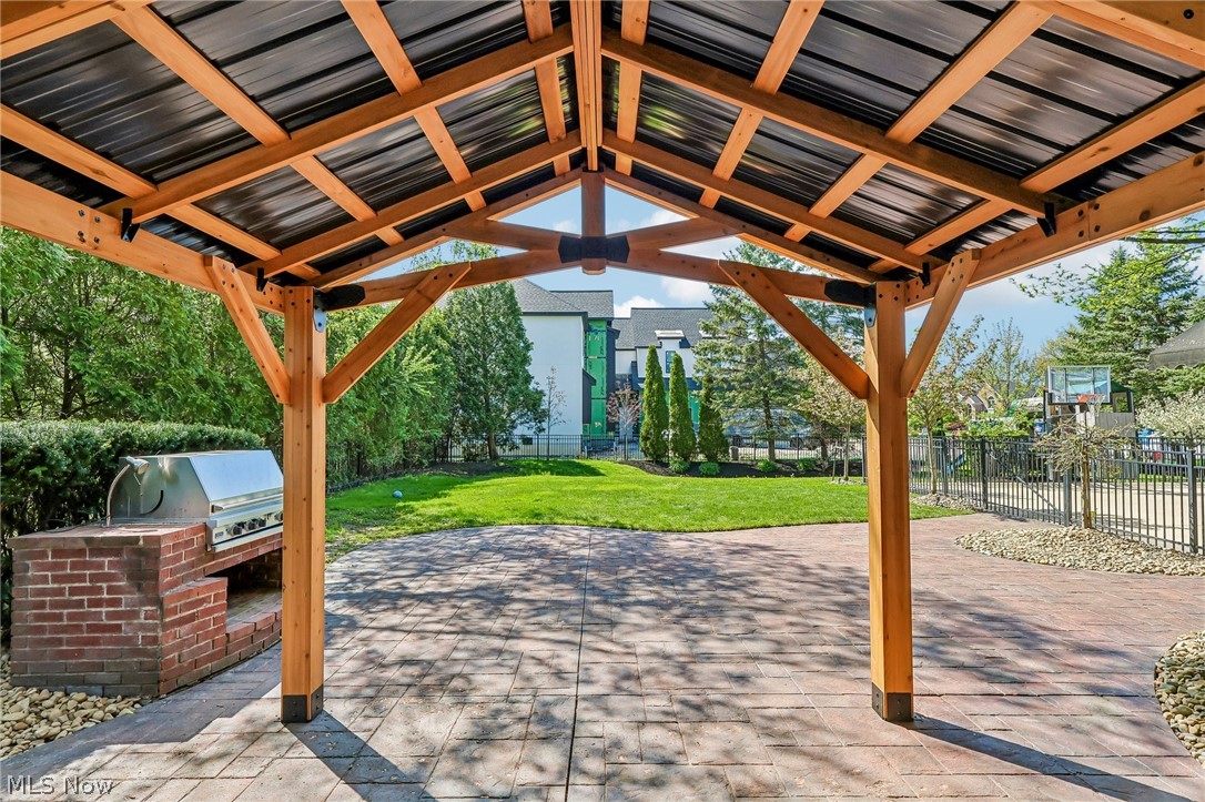 1400 Cobblestone Way Westlake OH 44145